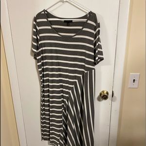 Gray and white Lane Bryant dress.